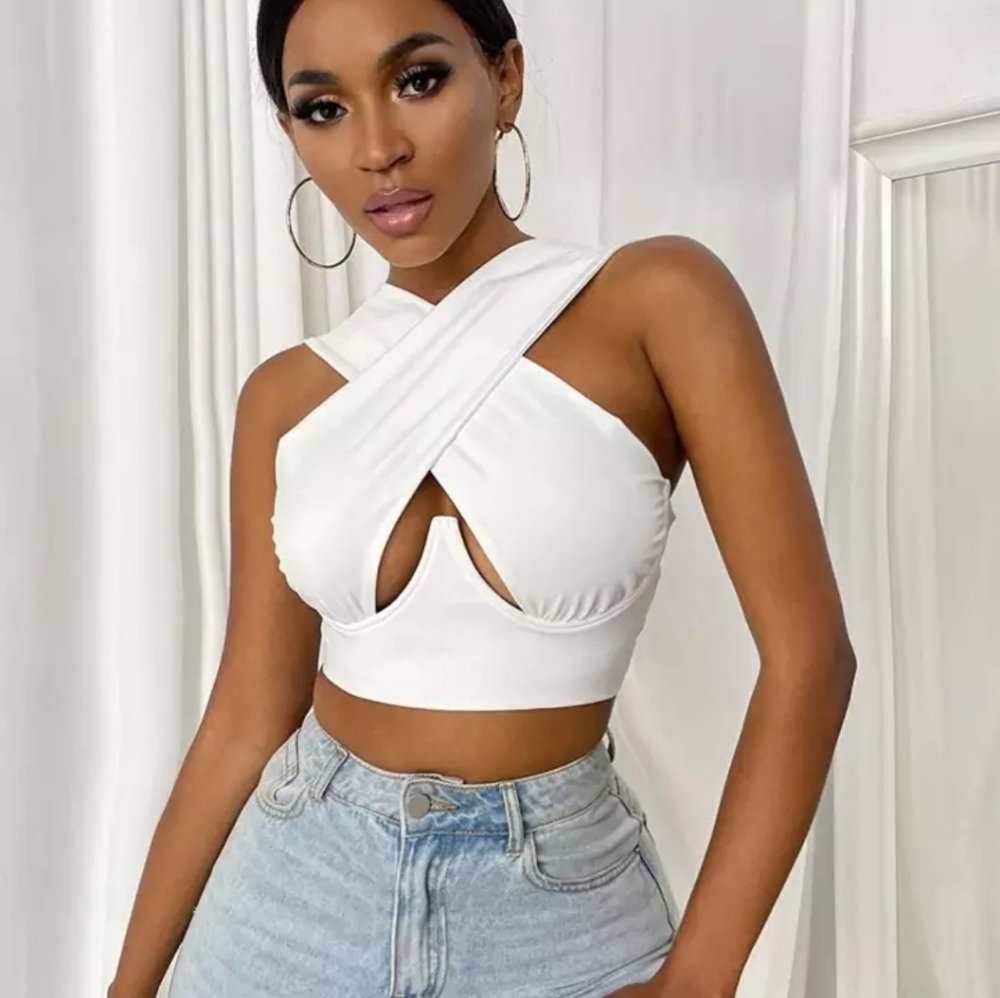 White tee